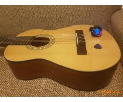 Denver Nylon 3/4 Classical Guitar